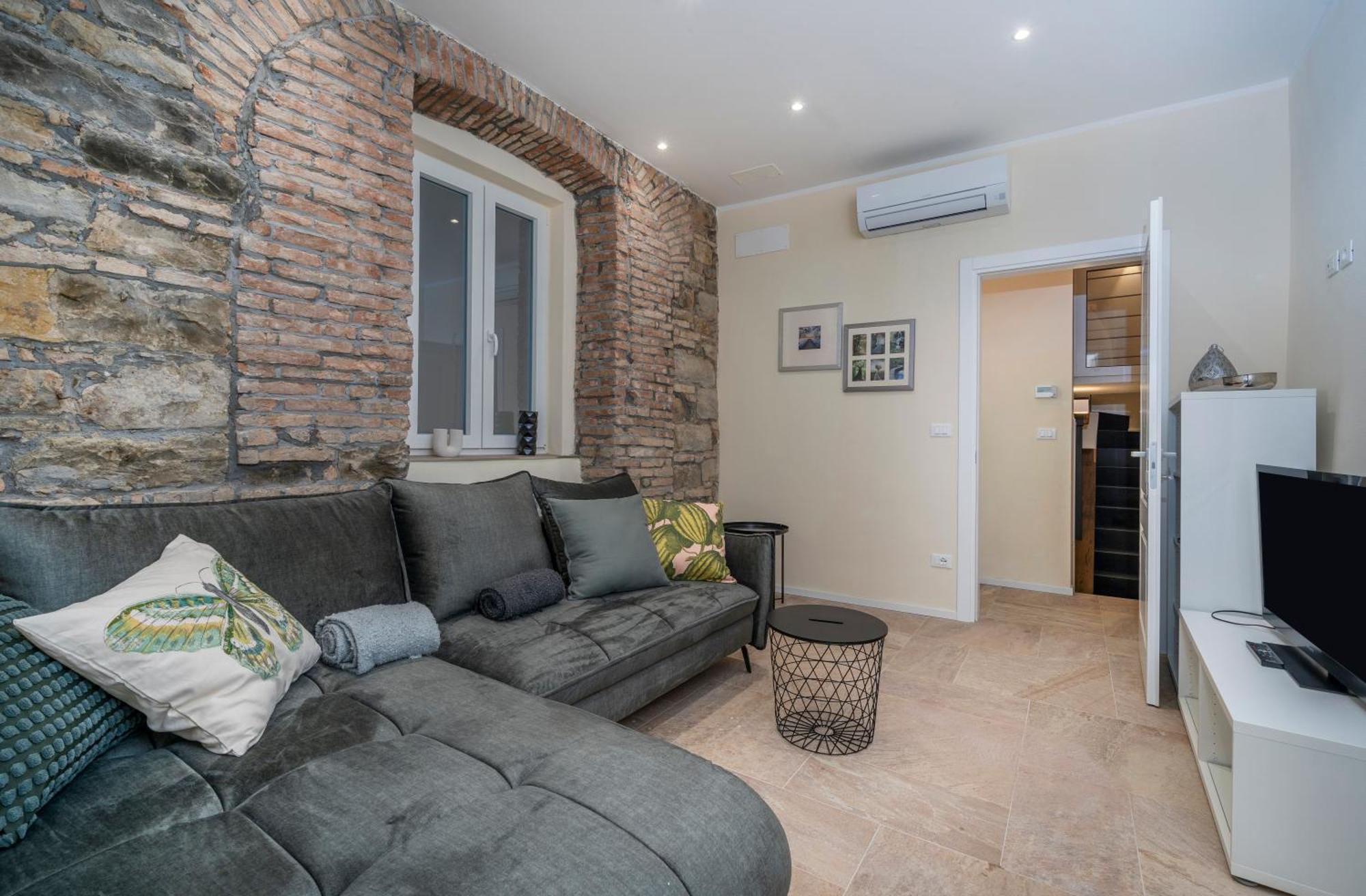 Urban Oasis, Home-Triest Com Trieste Exterior foto