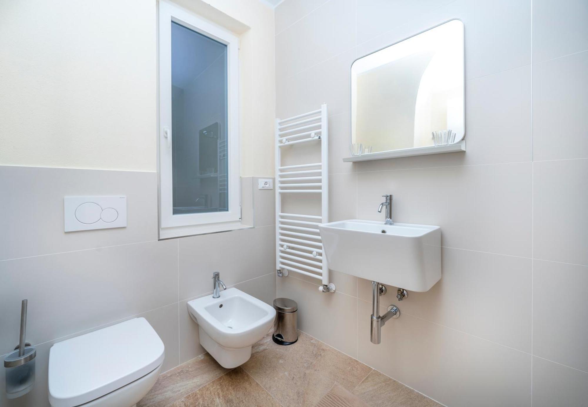 Urban Oasis, Home-Triest Com Trieste Exterior foto